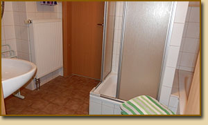 Badezimmer in der Pension-Zimmervermietung Bamberg